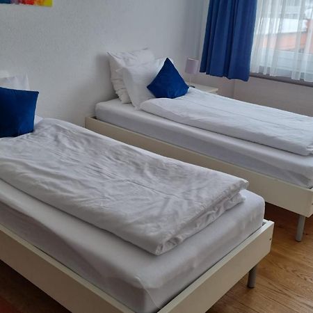 Holiday Accommodation - Swimming Pool Available Davos Eksteriør billede