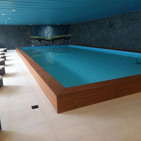 Holiday Accommodation - Swimming Pool Available Davos Eksteriør billede